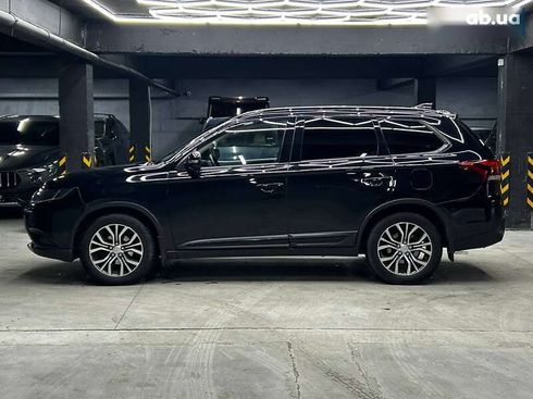 Mitsubishi Outlander 2016 - фото 4