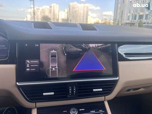 Porsche Cayenne 2018 - фото 30