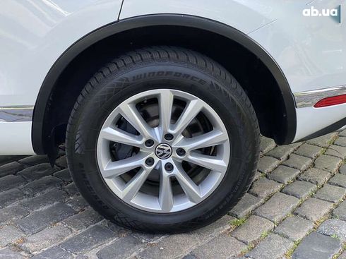 Volkswagen Touareg 2015 - фото 24