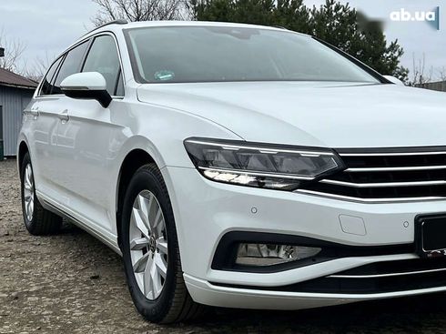 Volkswagen Passat 2021 - фото 10