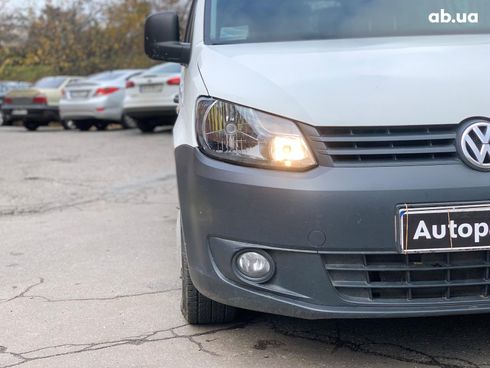Volkswagen Caddy 2012 белый - фото 21