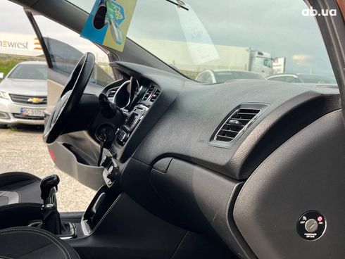 Kia Cee'd 2013 коричневый - фото 37