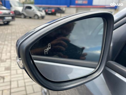 Volkswagen Passat 2017 серый - фото 32