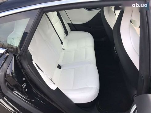 Tesla Model S 2019 - фото 25