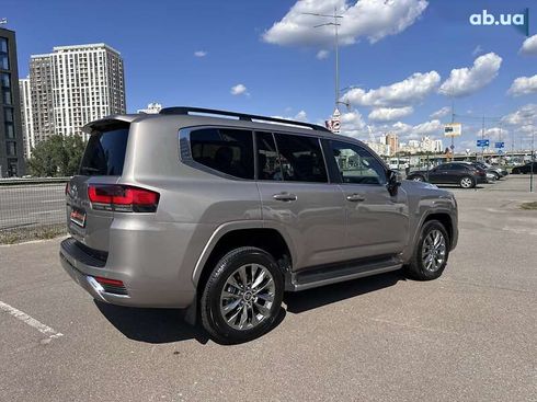 Toyota Land Cruiser 2023 - фото 15
