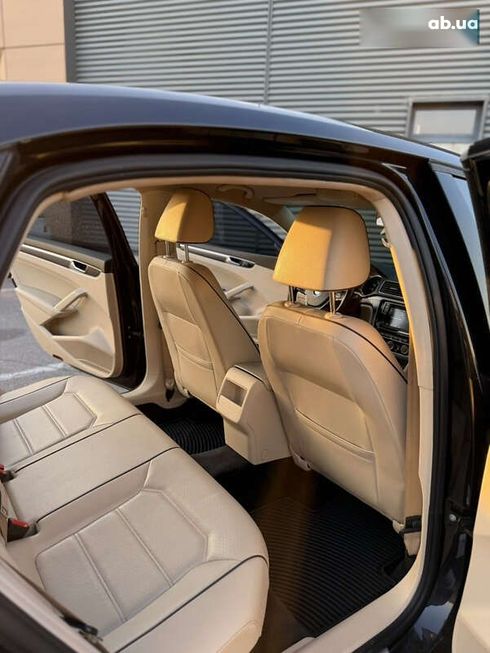 Volkswagen Passat 2018 - фото 27