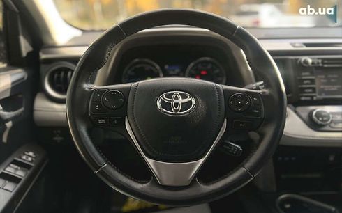 Toyota RAV4 2017 - фото 15