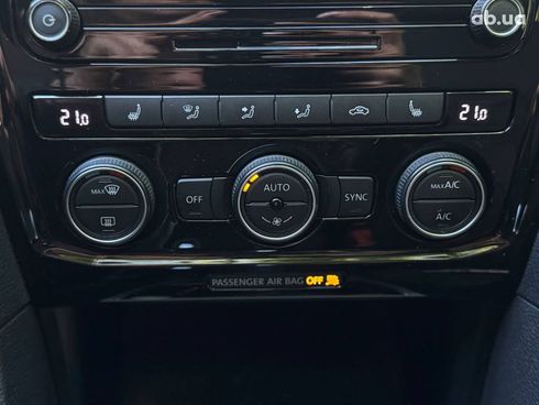 Volkswagen Passat 2020 черный - фото 11