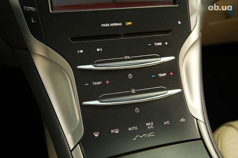 Lincoln MKZ 2013 - фото 17