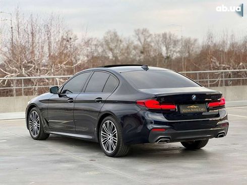 BMW 5 серия 2020 - фото 17