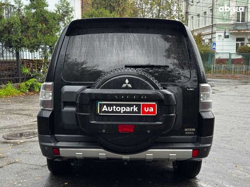 Mitsubishi Pajero 2008 черный - фото 6
