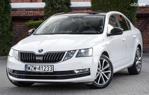 Skoda Octavia 2017 белый - фото 2