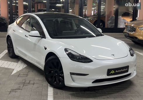 Tesla Model 3 2023 - фото 5