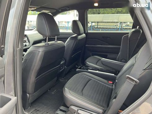 Nissan Pathfinder 2023 - фото 20