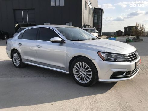 Volkswagen Passat 2016 серый - фото 3