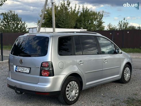 Volkswagen Touran 2008 - фото 15