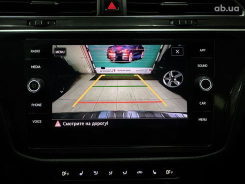Volkswagen Tiguan 2018 серый - фото 5