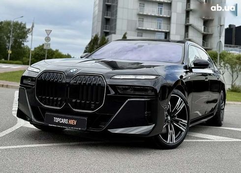 BMW 7 серия 2025 - фото 2