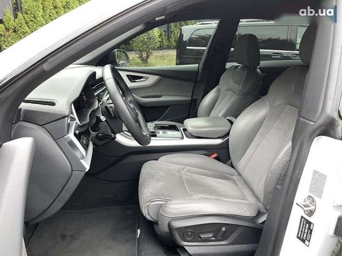 Audi Q8 2020 - фото 14
