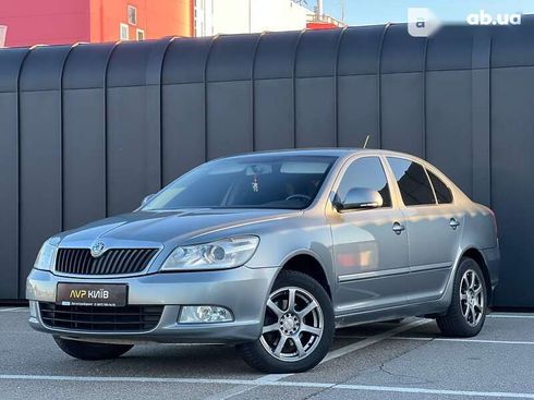 Skoda Octavia 2011 - фото 9