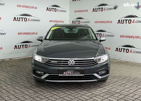 Volkswagen passat alltrack 2019 - фото 2