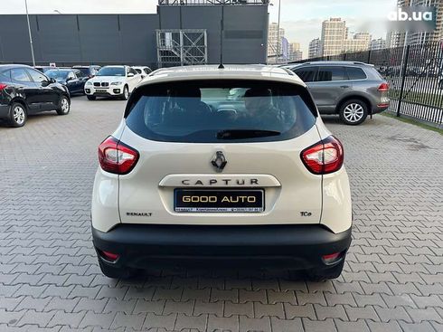 Renault Captur 2017 - фото 6