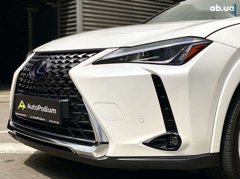 Lexus UX 2021 - фото 14