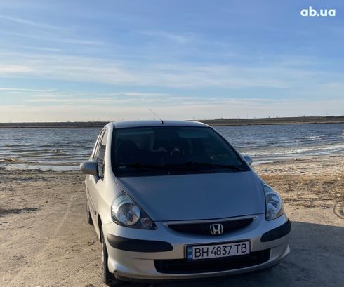 Honda Jazz 2005 серебристый - фото 9