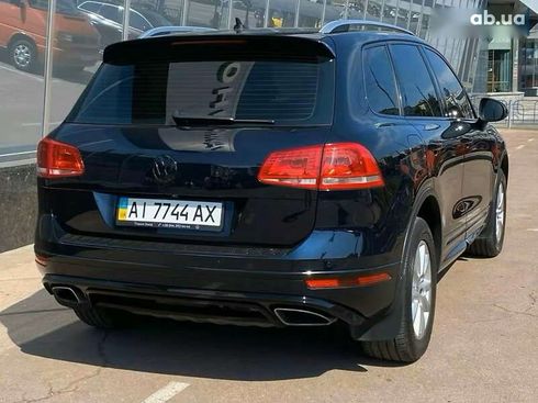 Volkswagen Touareg 2018 - фото 10