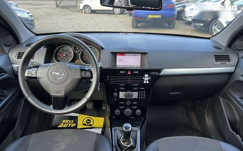 Opel Astra 2008 - фото 11