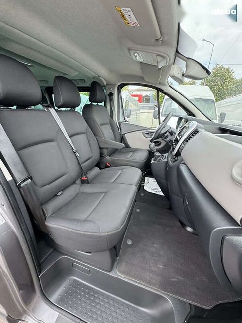 Renault Trafic 2016 - фото 28