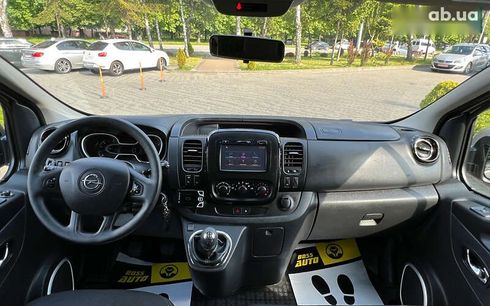 Opel Vivaro 2016 - фото 12