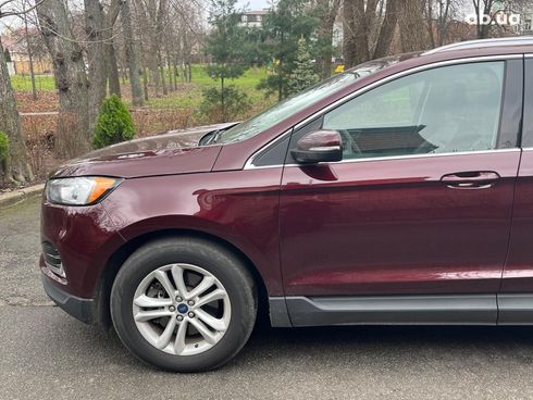 Ford Edge 2020 красный - фото 12
