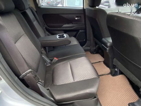 Mitsubishi Outlander 2012 - фото 26