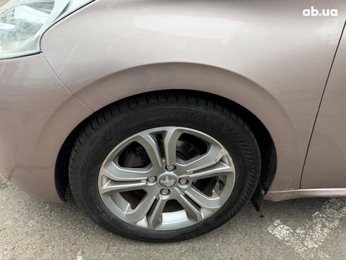 Peugeot 208 2013 серый - фото 11