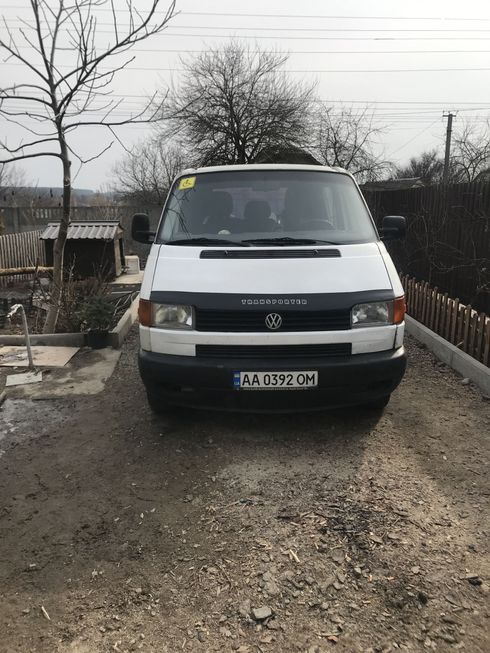 Volkswagen Transporter 1997 белый - фото 9