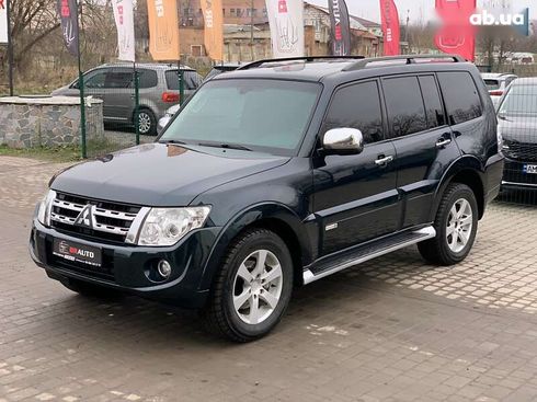 Mitsubishi Pajero Wagon 2014 - фото 2