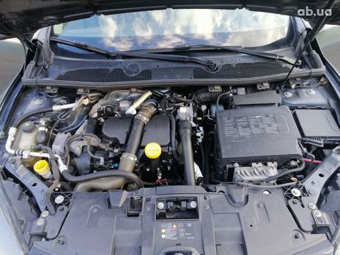 Renault Megane 2015 - фото 18