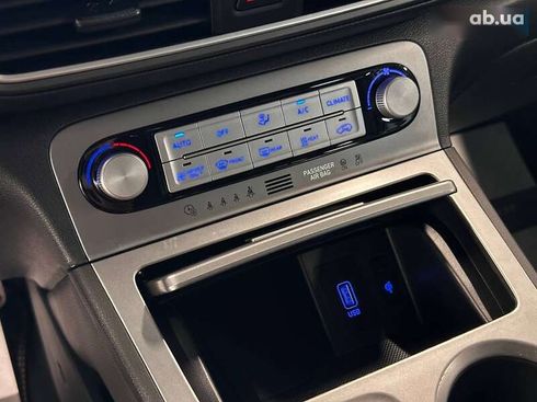 Hyundai Kona Electric 2020 - фото 25