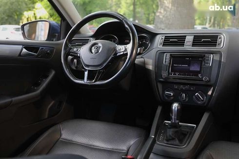 Volkswagen Jetta 2017 - фото 11