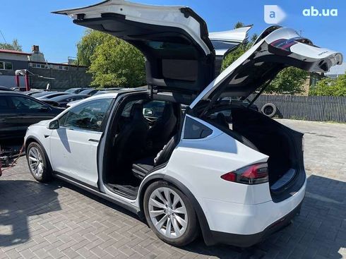 Tesla Model X 2018 - фото 5