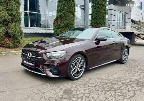 Mercedes-Benz E-Класс 2021 - фото 7