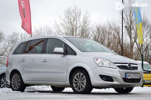 Opel Zafira 2011 - фото 7