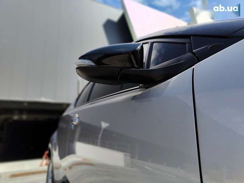 Toyota C-HR 2016 - фото 30