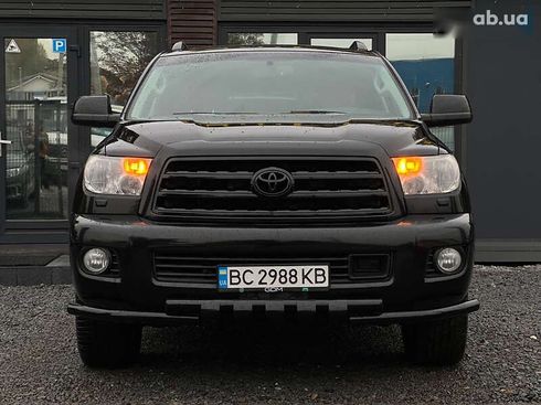 Toyota Sequoia 2010 - фото 2