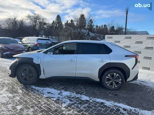 Subaru Solterra 2023 - фото 8