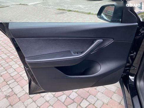 Tesla Model Y 2021 - фото 20