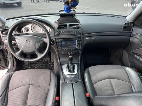 Mercedes-Benz E-Класс 2005 черный - фото 24
