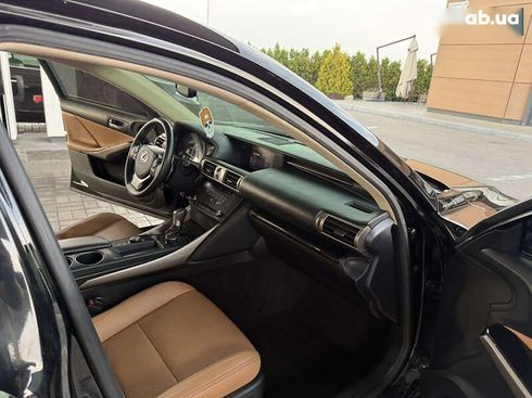 Lexus IS 2015 - фото 29