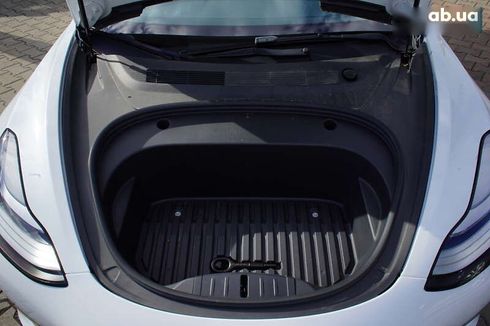 Tesla Model 3 2022 - фото 14